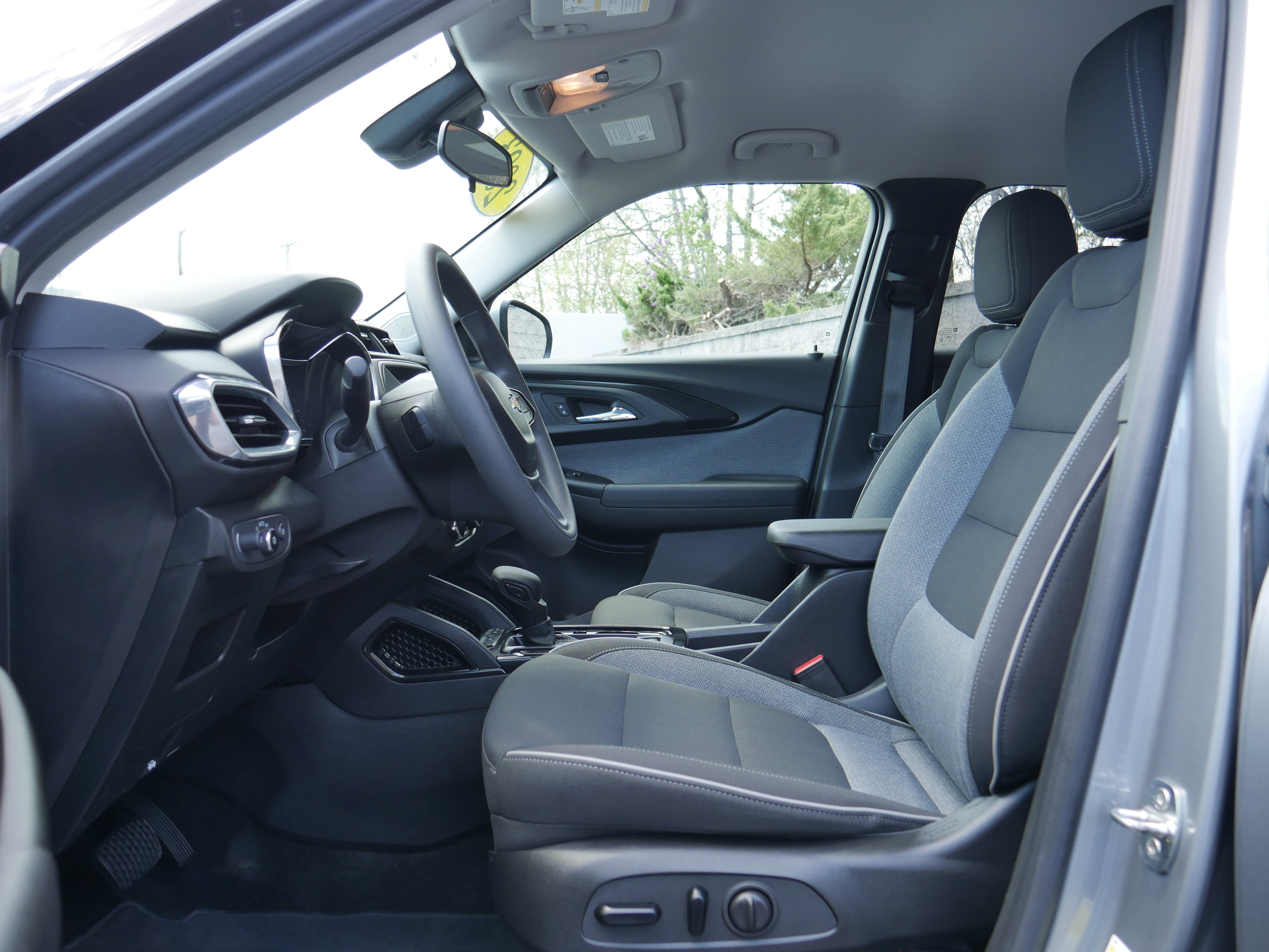 Used 2023 Sterling Gray Metallic Chevrolet LT image 12