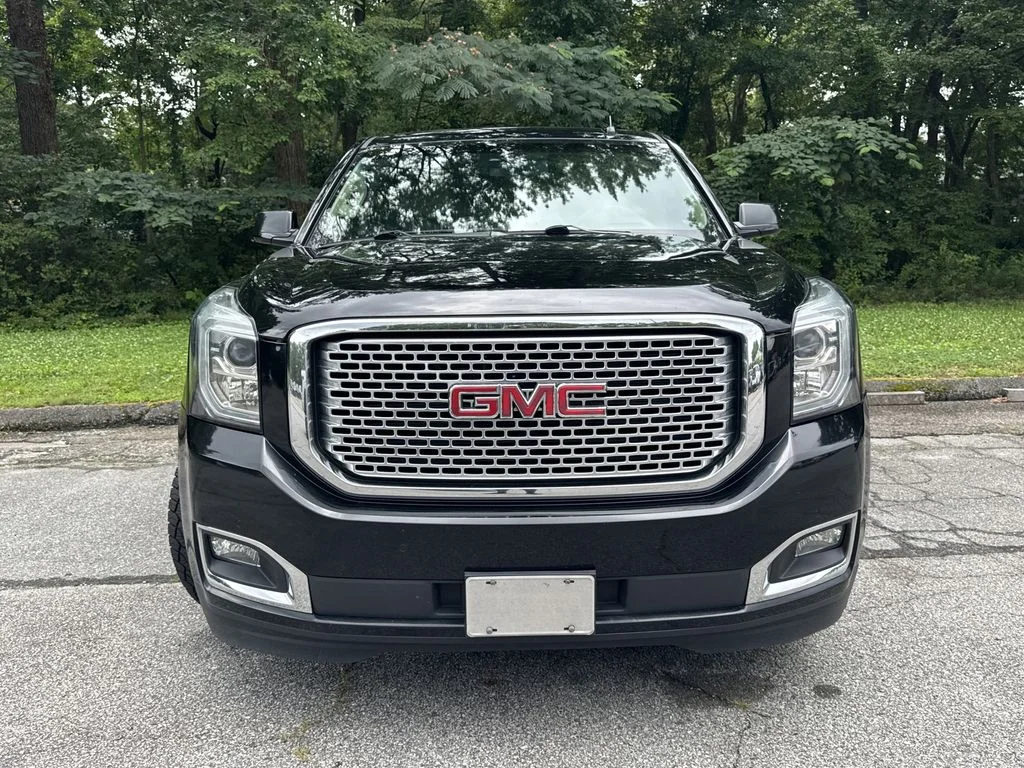 Used 2017 Black GMC Denali image 2