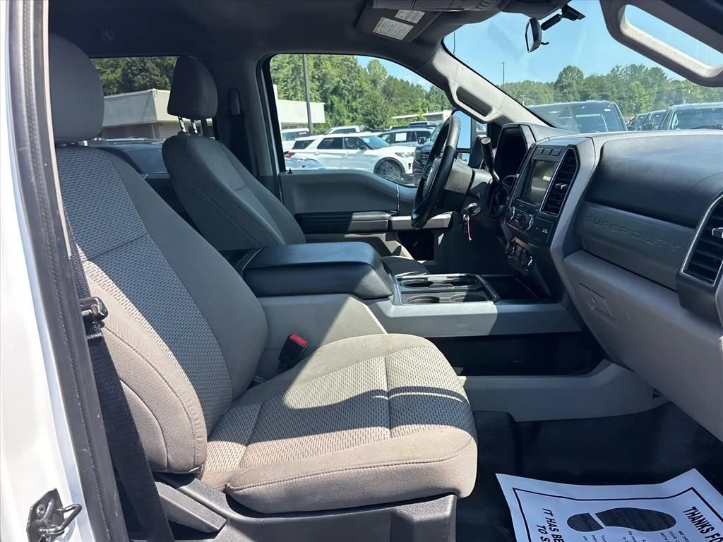 Used 2021 Oxford White Ford XLT image 13