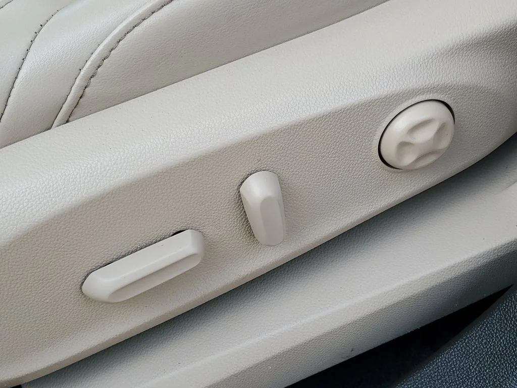 Used 2018 Purple Buick Preferred image 9