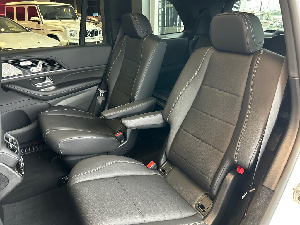 New 2027 Polar White Mercedes-Benz GLS 450 image 18