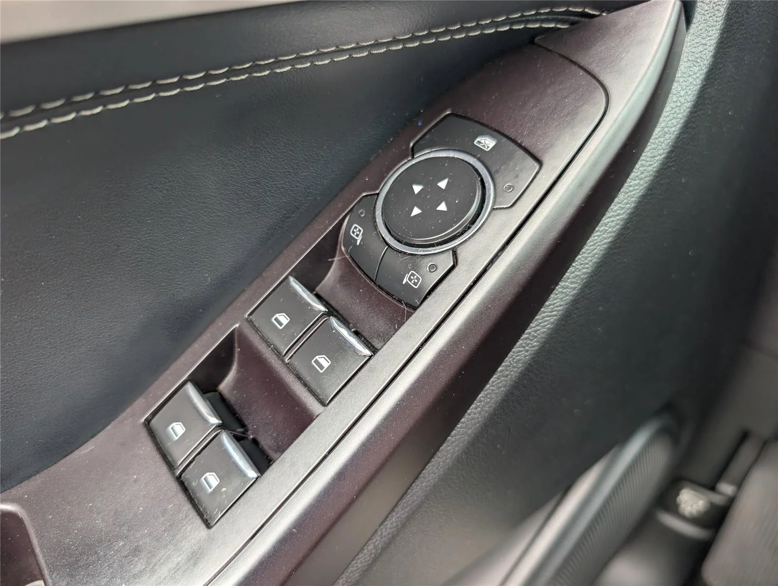 Used 2020 Iconic Silver Ford XLT image 34