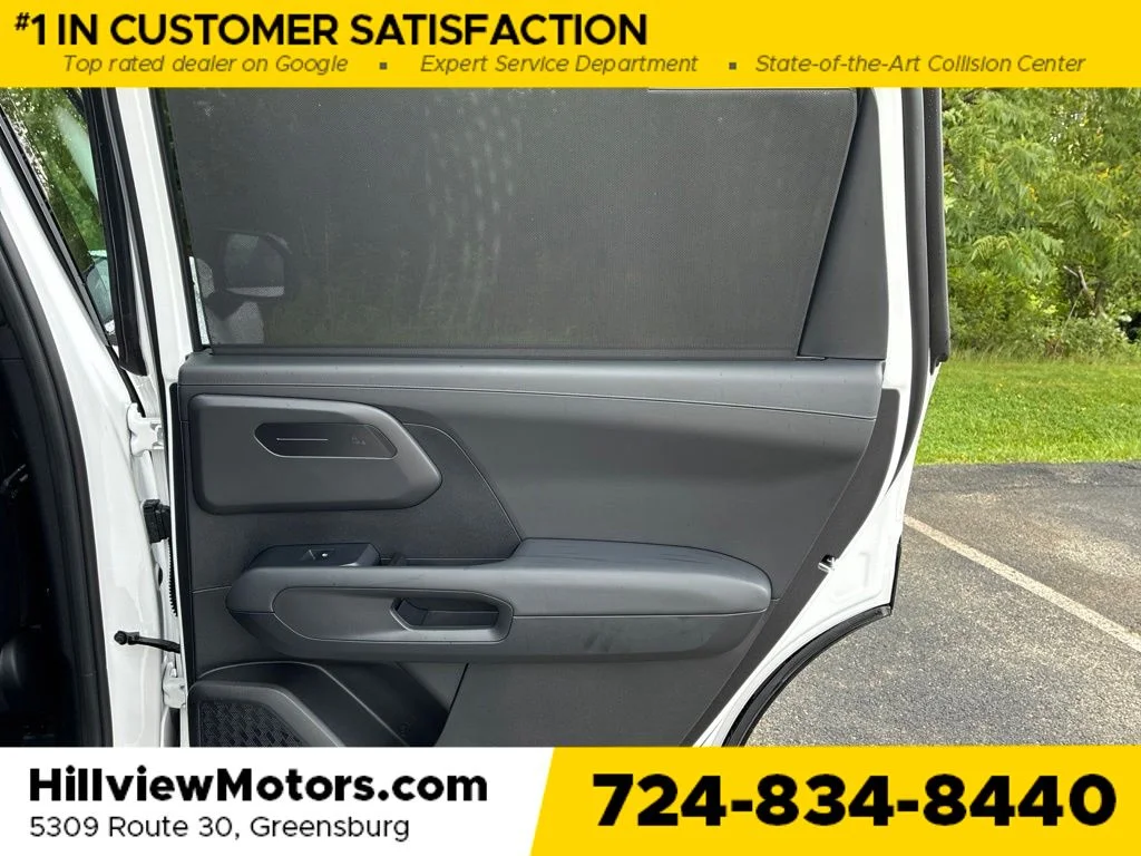 Used 2027 White Pearl Kia X-Line EX image 24