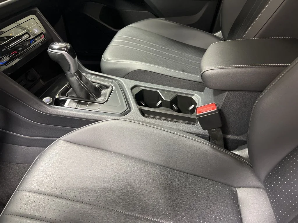 Used 2023 Silver Volkswagen 2.0T SE image 24