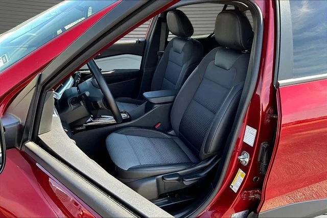 Used 2025 Red Chevrolet LT image 20