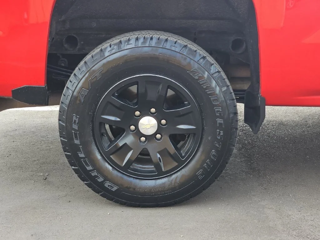 Used 2018 Red Chevrolet LT image 36