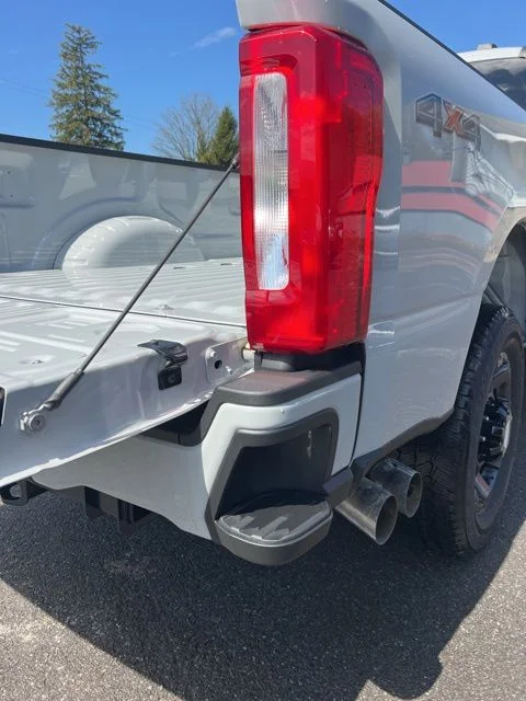 New 2026 Avalanche Ford F-350® XL image 25