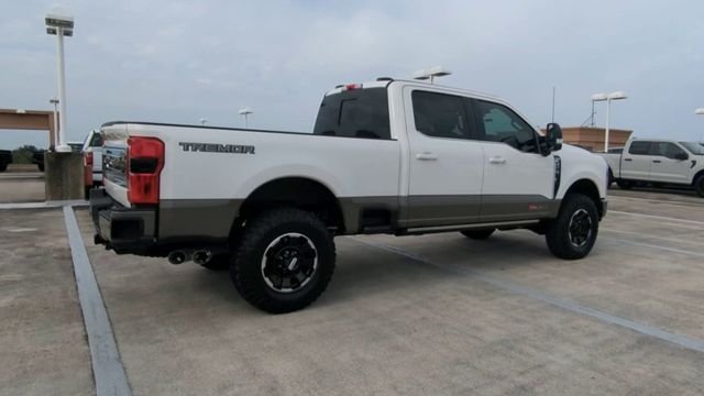 New 2026 Star White Metallic Tri-Coat Ford F-250® King Ranch® image 96