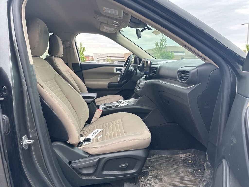 Used 2020 Gray Ford XLT image 16