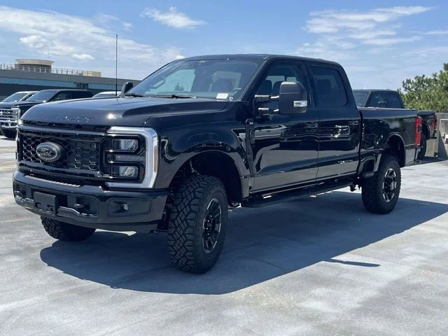 New 2026 Agate Black Metallic Ford XLT image 5