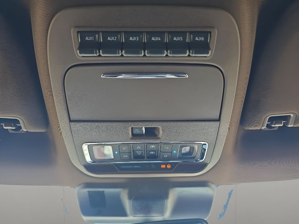 New 2026 Star White Metallic Tri-Coat Ford F-250® King Ranch® image 27