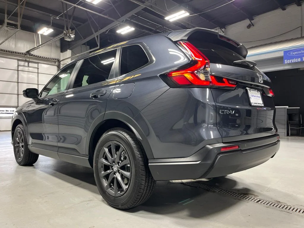 Used 2026 Meteorite Gray Metallic Honda EX-L image 5