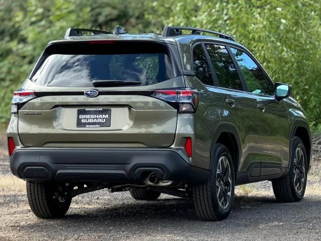 New 2026 AUTUMN GREEN METALLIC Subaru Premium image 7