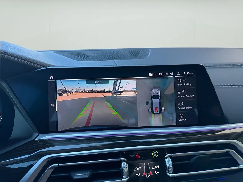 Used 2019 Dark Graphite Metallic BMW xDrive40i image 21