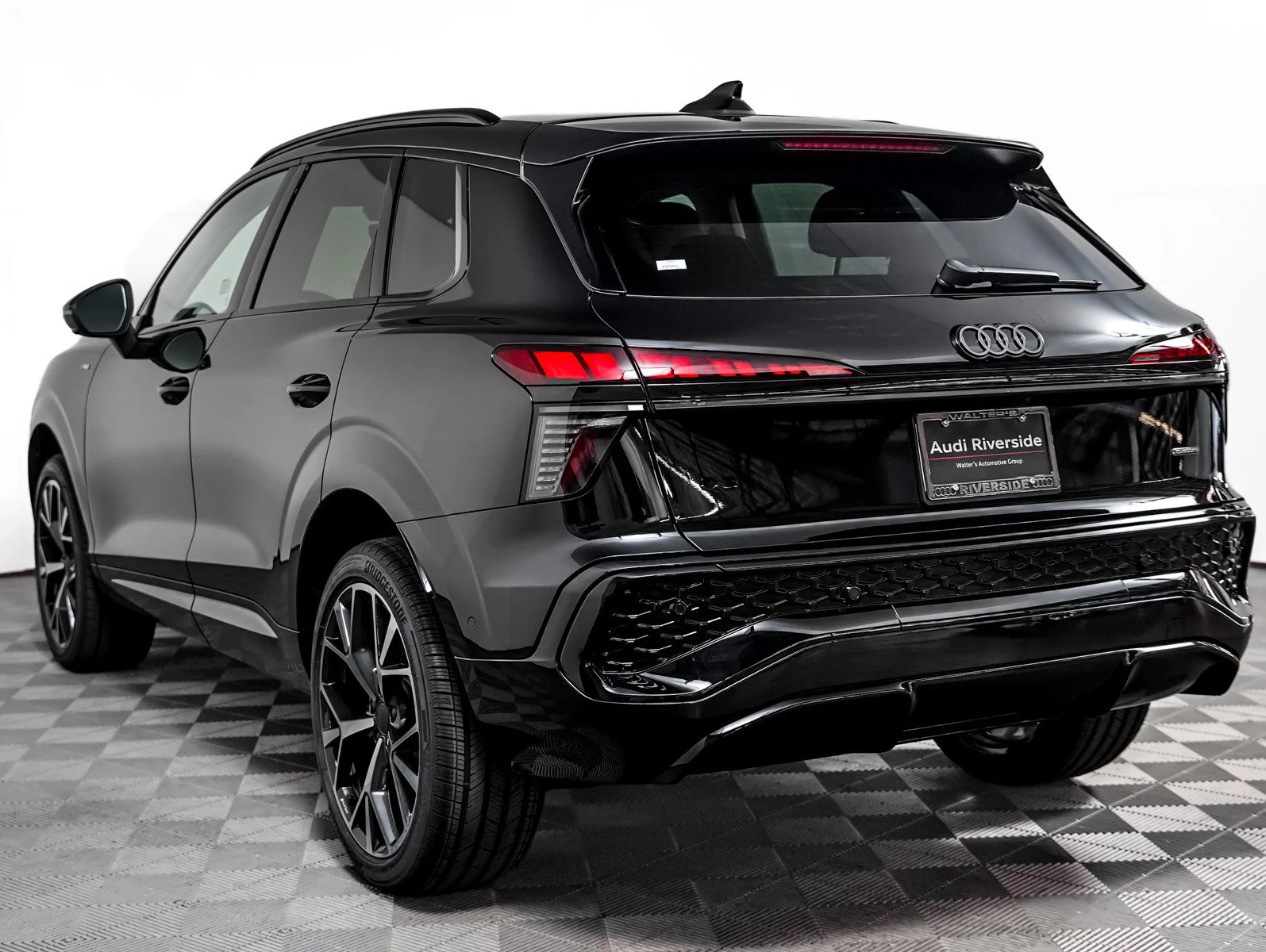 New 2026 Mythos Black Metallic Audi S line image 2