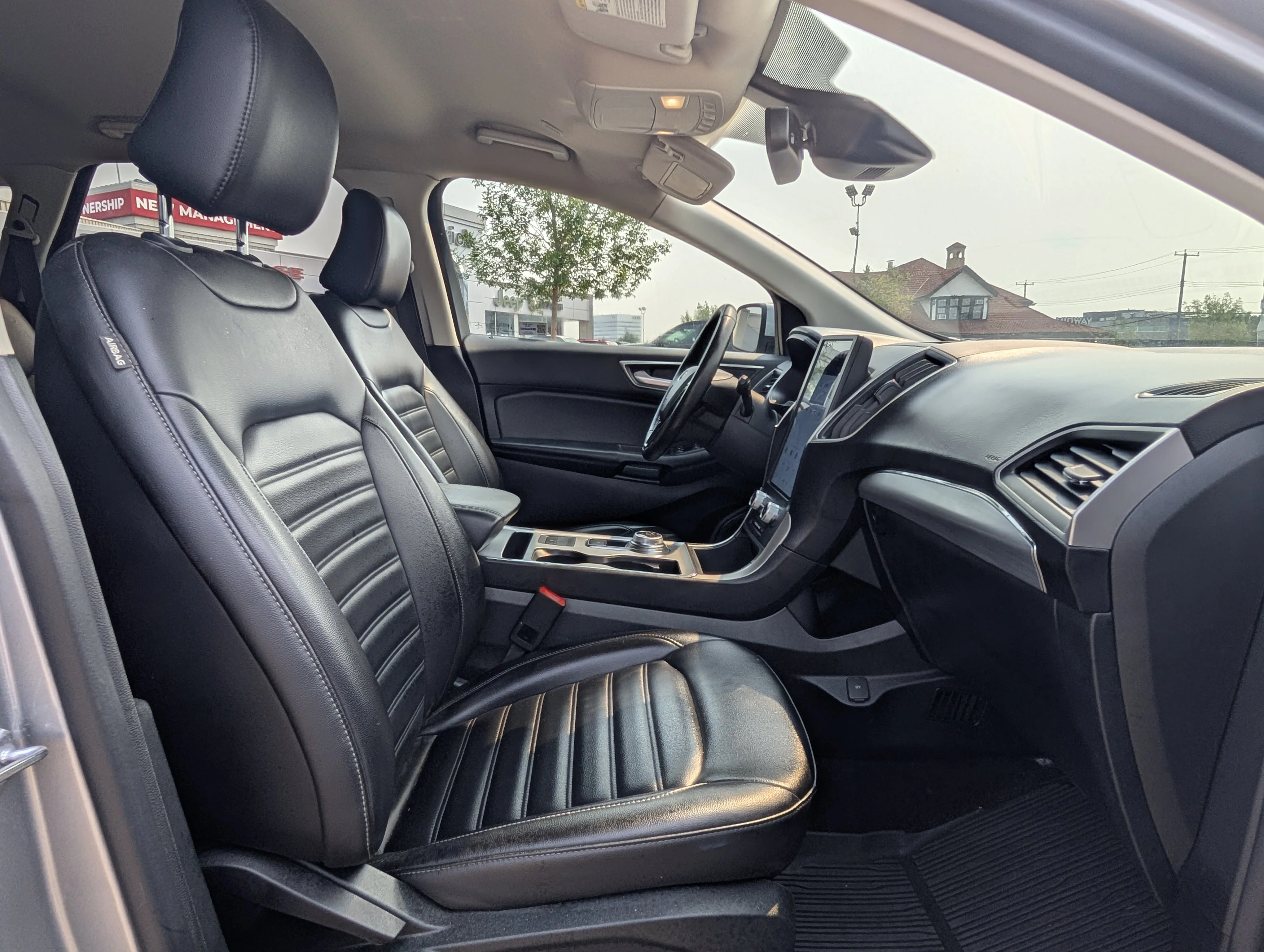 Used 2022 Silver Metallic Ford SEL AWD image 21