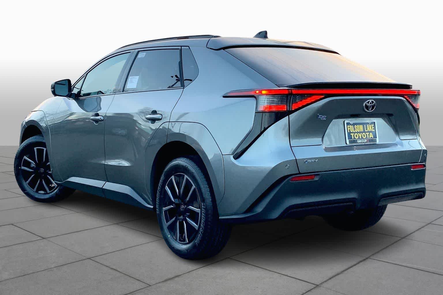 New 2026 Heavy Metal Toyota XLE image 12