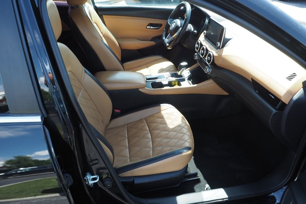 Used 2023 Black Nissan SV image 21