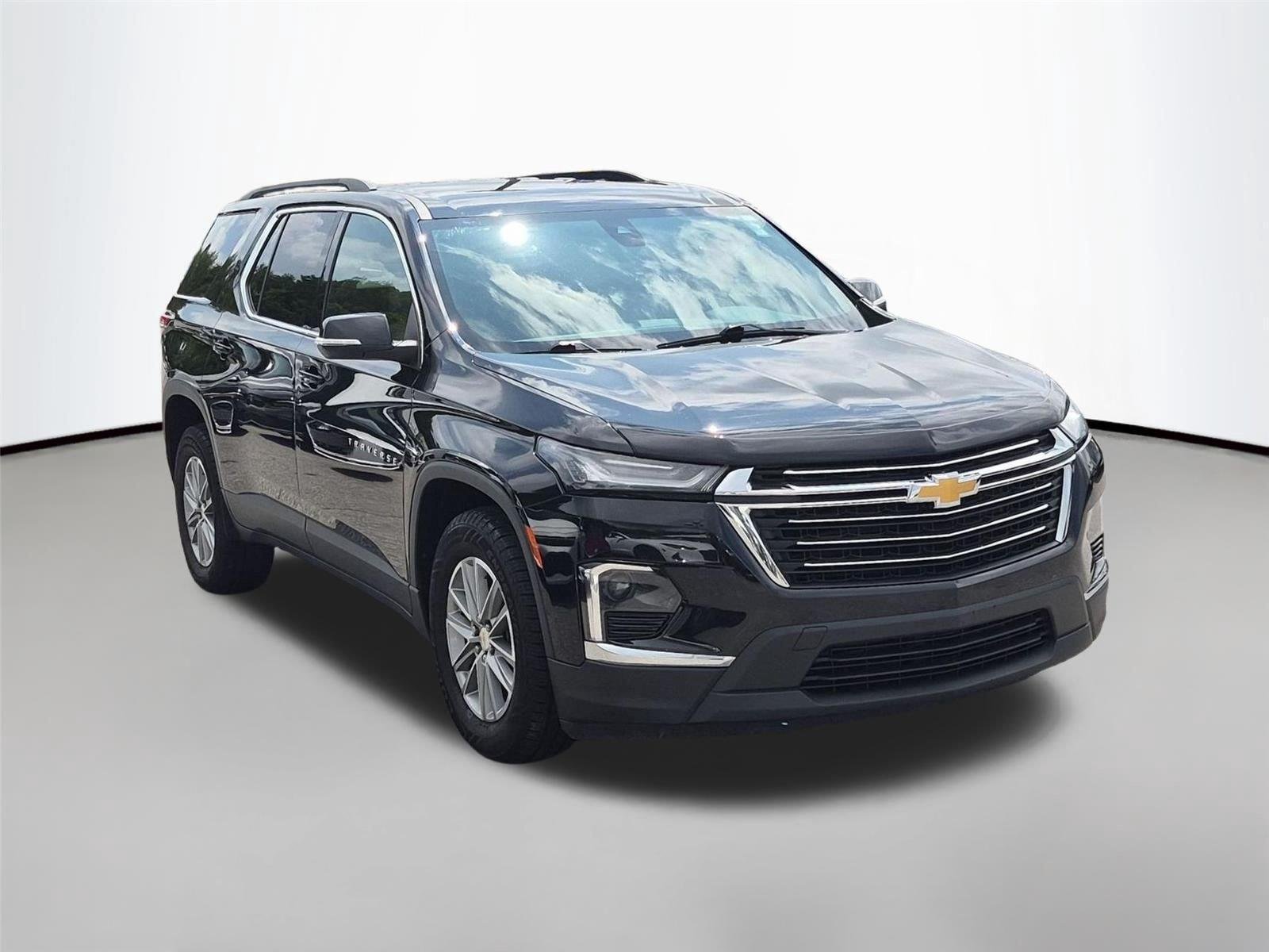 Used 2023 Mosaic Black Metallic Chevrolet LT Leather image 7