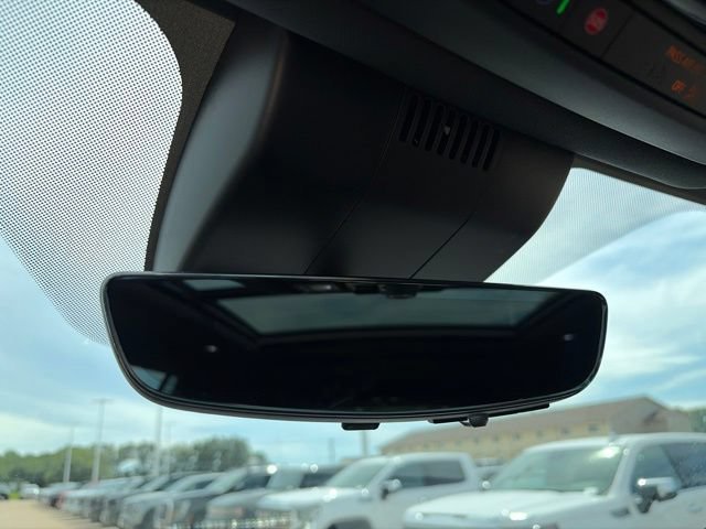 2026 Chevrolet Suburban High Country - Photo 33