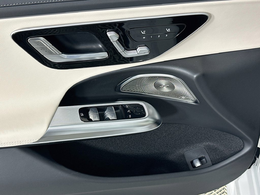 New 2027 Polar White Mercedes-Benz E 450 image 52