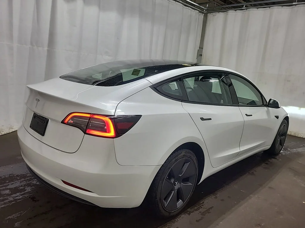 Used 2023 White Tesla Base image 4