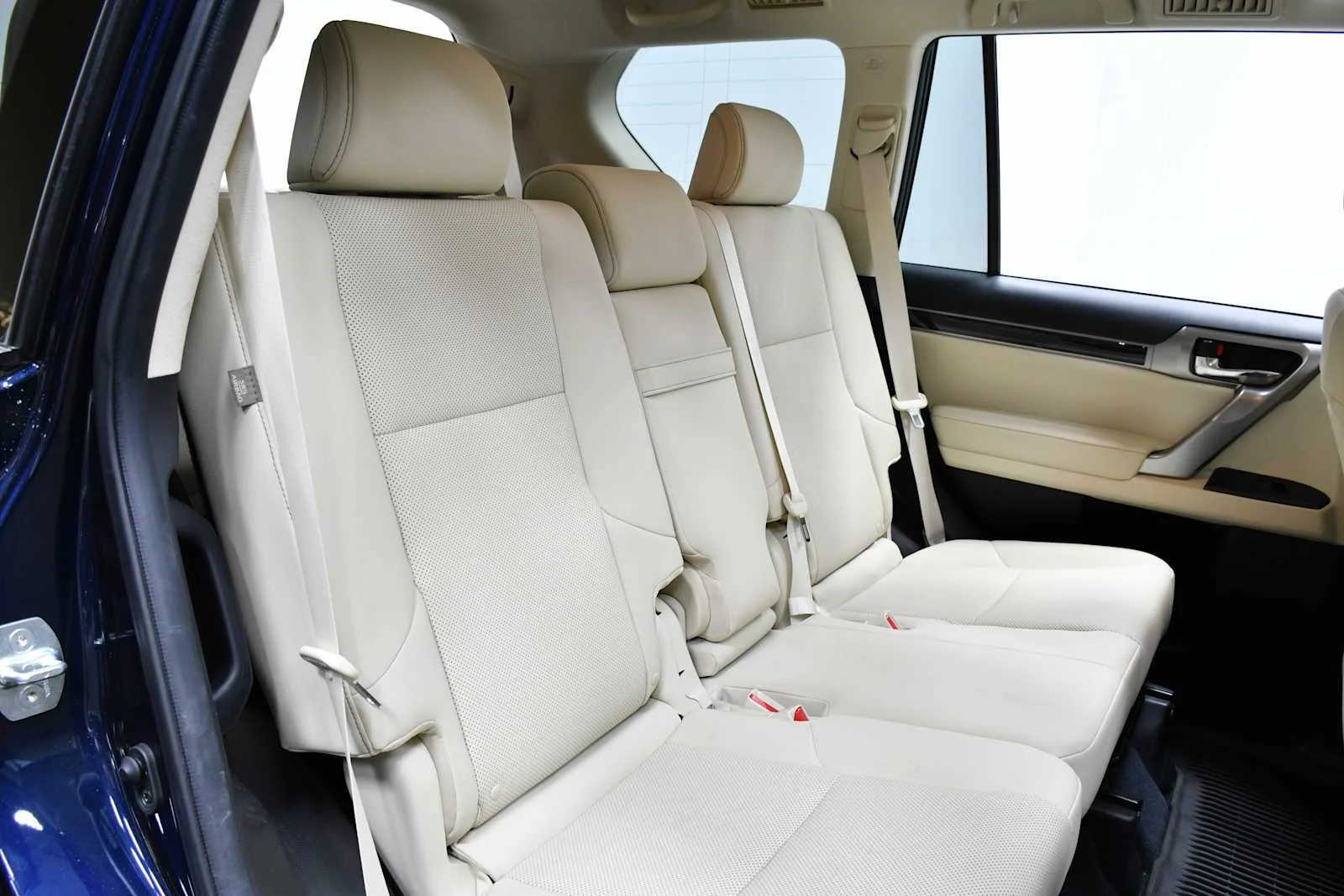 Certified Used 2023 NIGHTFALL MICA Lexus Premium image 25