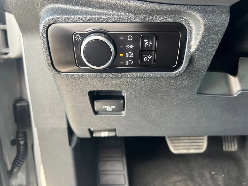 New 2026 Avalanche Gray Ford Big Bend® image 14