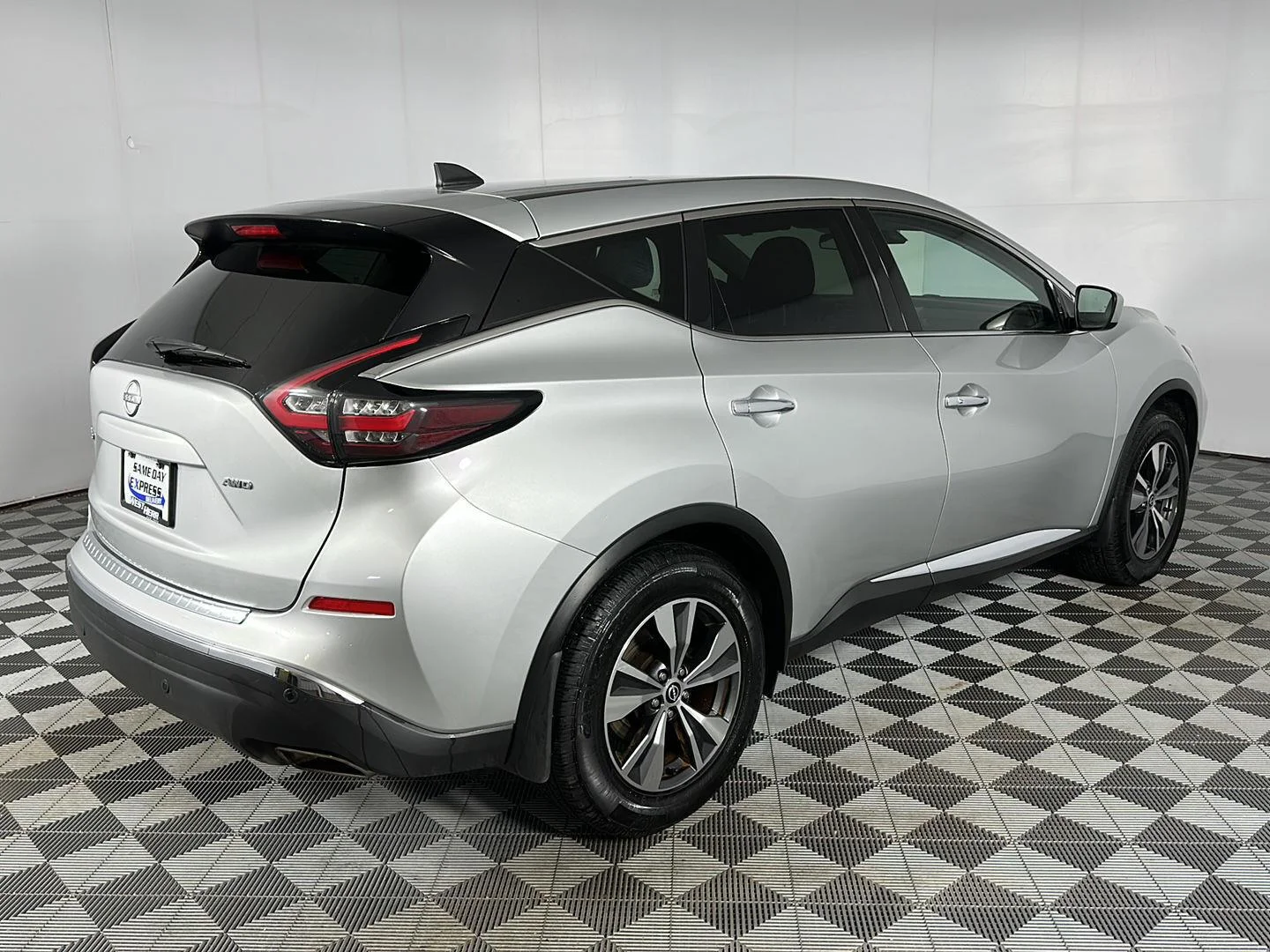 Used 2023 Brilliant Silver Metallic Nissan S image 23