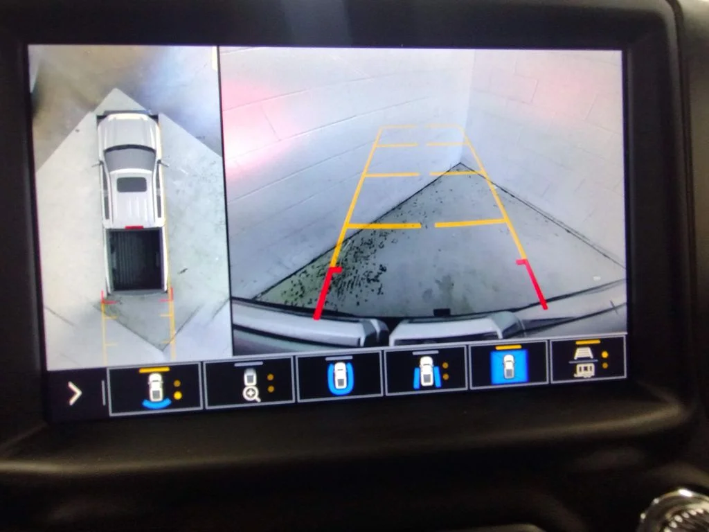 Used 2021 Blue GMC AT4 image 12