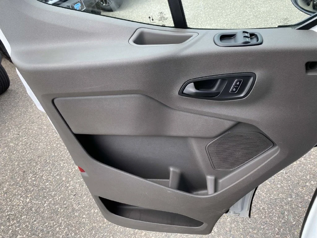 Used 2025 White Ford Base image 21