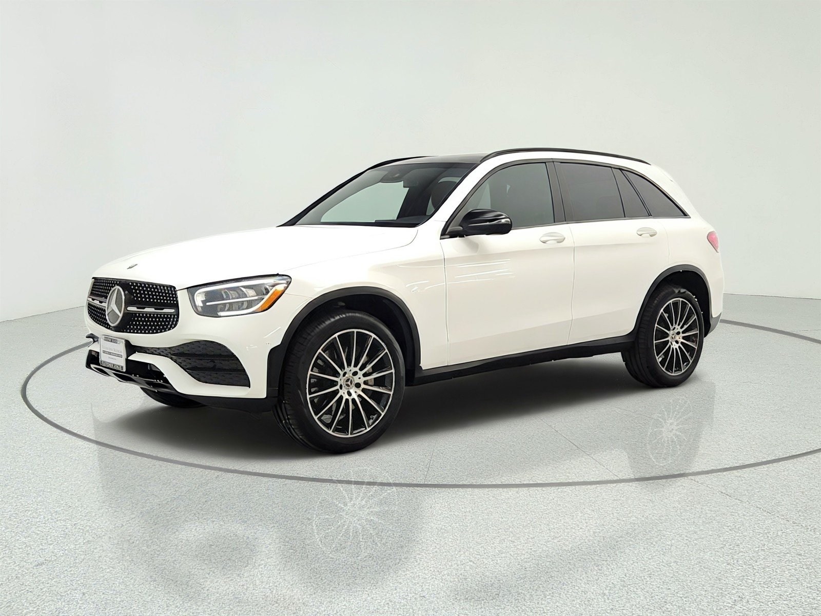 Used 2022 Polar White Mercedes-Benz GLC 300 SUV image 1
