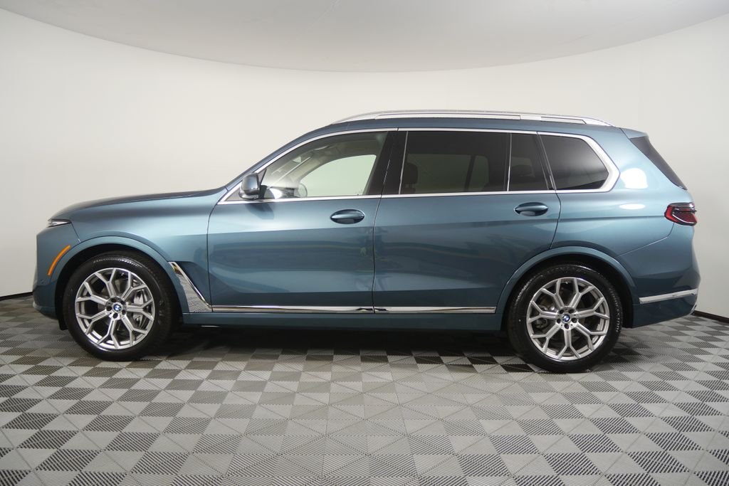 Certified Used 2024 Blue Ridge Mountain Metallic BMW xDrive40i image 2