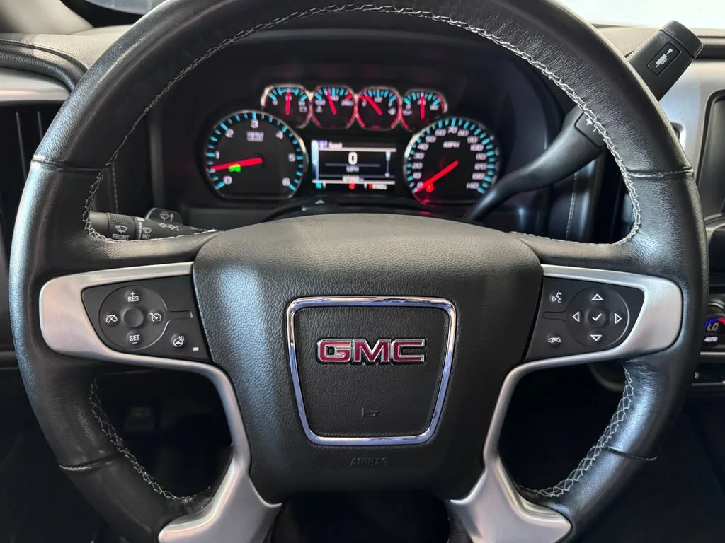 Used 2018 ONYX BLACK GMC SLT image 14