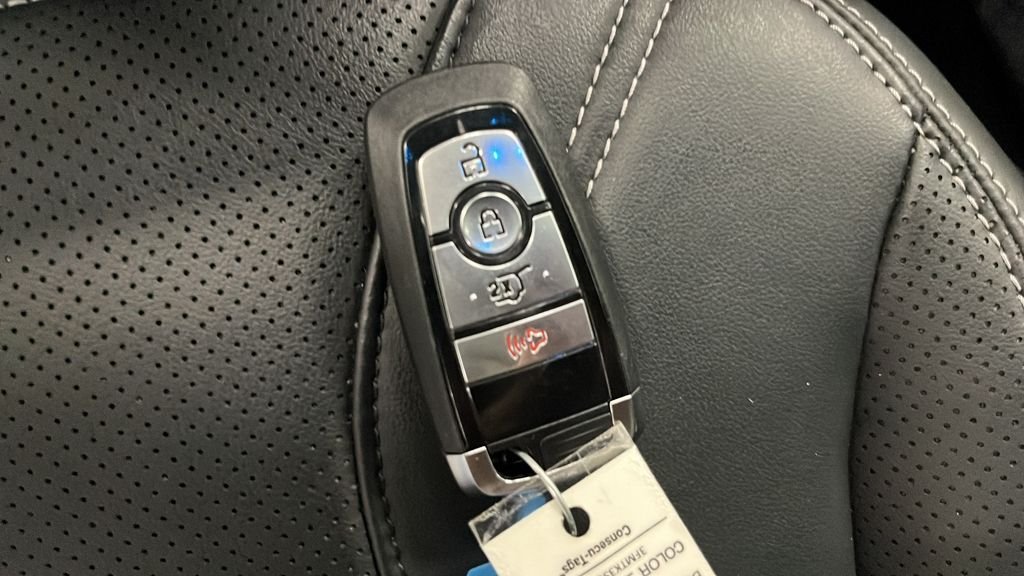 Used 2023 Shadow Black Ford Premium image 21
