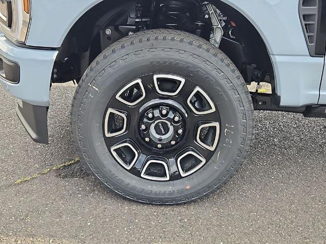 2026 Ford F-250 Super Duty Platinum - Photo 36