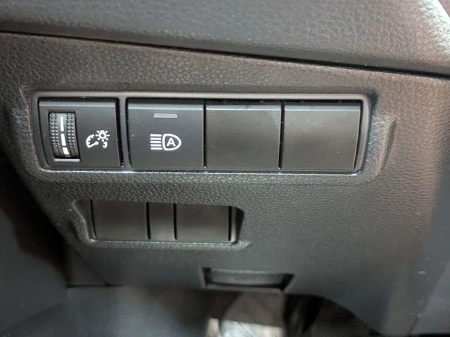 Used 2022 Red Toyota LE image 23