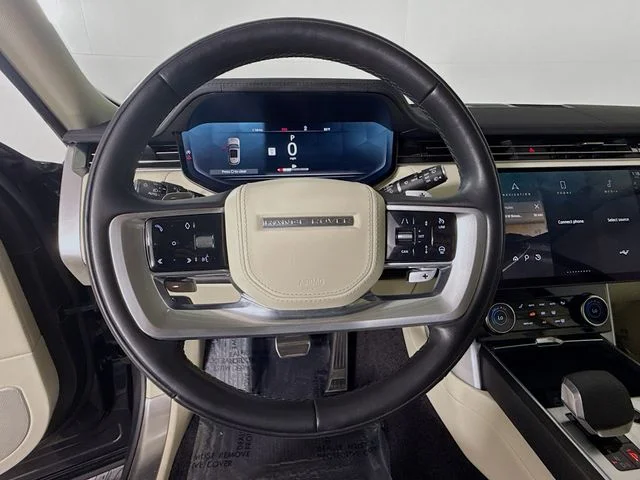 Used 2023 Gray Land Rover SE image 12