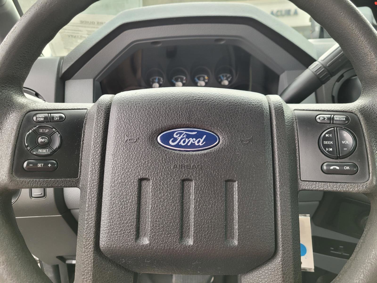 Used 2016 Oxford White Ford  image 22