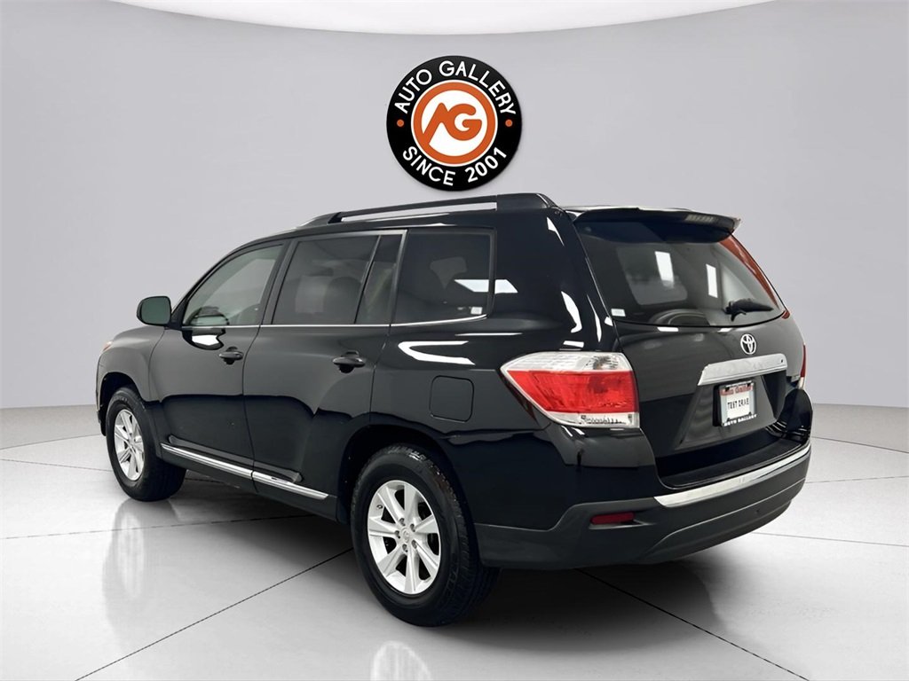 2011 Toyota Highlander Base photo 4