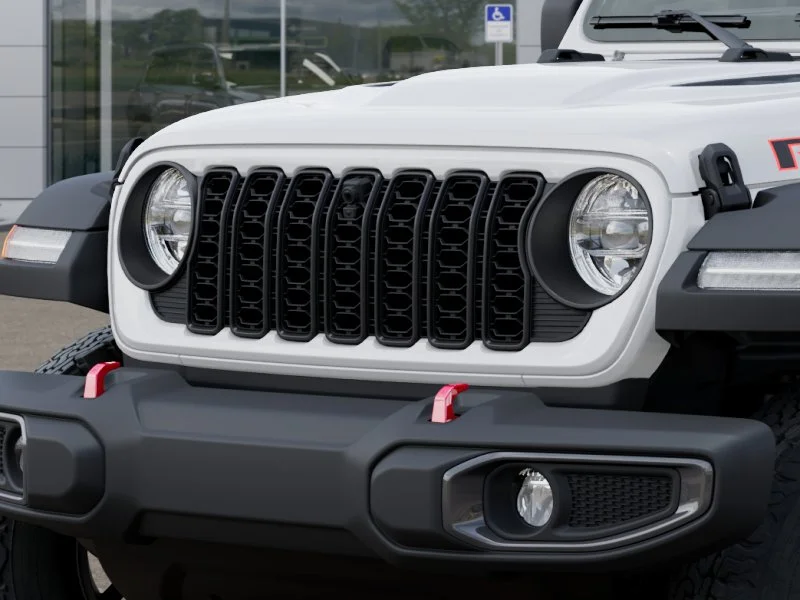 New 2026 Bright White Clear-Coat Exterior Paint Jeep Rubicon image 42