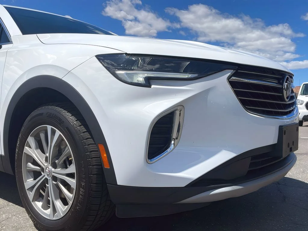 Used 2023 Summit White Buick Preferred image 27