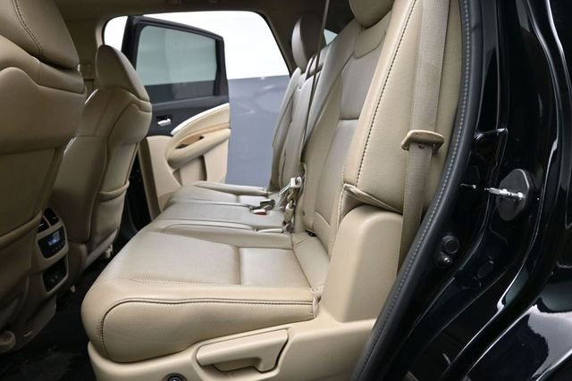 Used 2019  Acura 3.5L Technology Package image 16