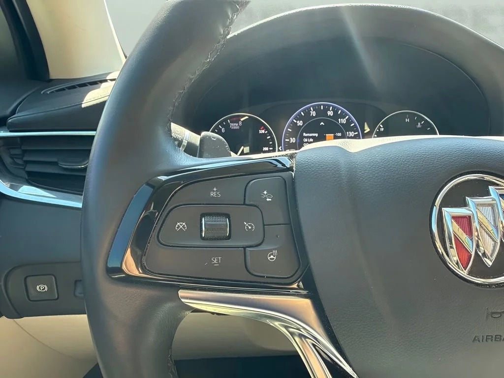 Used 2023 White Frost Tricoat Buick Premium image 18
