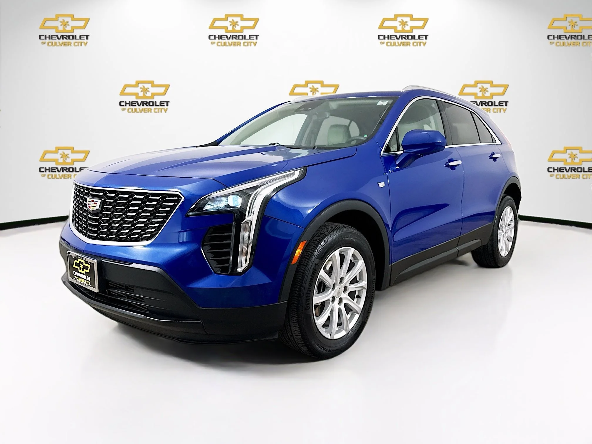 Used 2021 WAVE METALLIC Cadillac FWD Luxury image 3