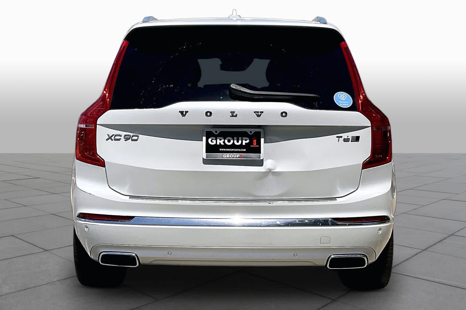 Used 2020 Crystal White Metallic Volvo Inscription image 5