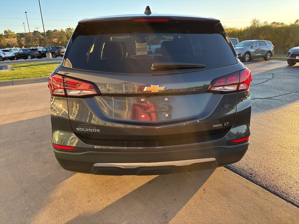 2023 Chevrolet Equinox LT photo 4