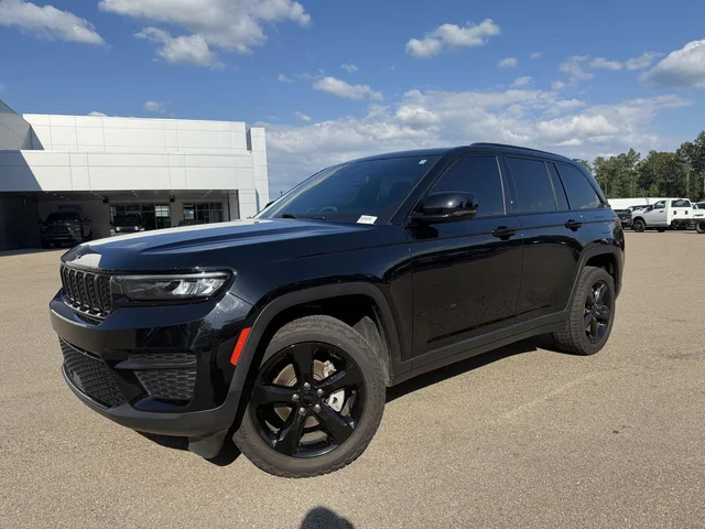 2023 Jeep Grand Cherokee Altitude