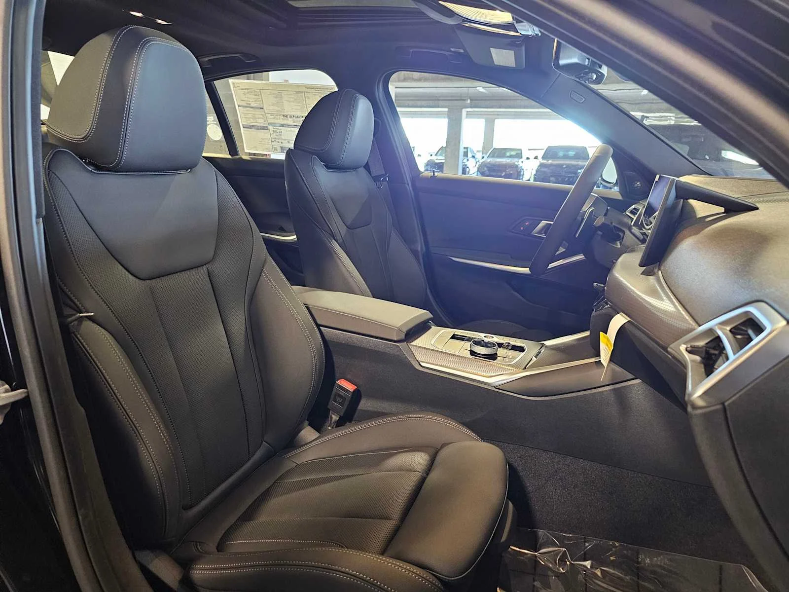 New 2026 Black Sapphire Metallic BMW 330i xDrive image 32