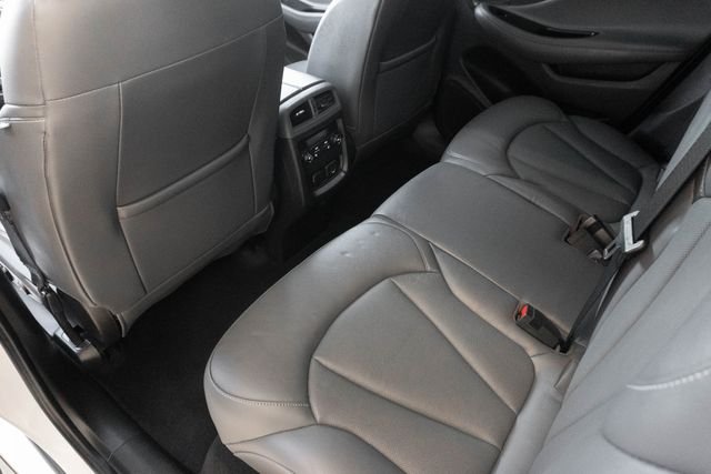Used 2020 White Buick Essence image 19